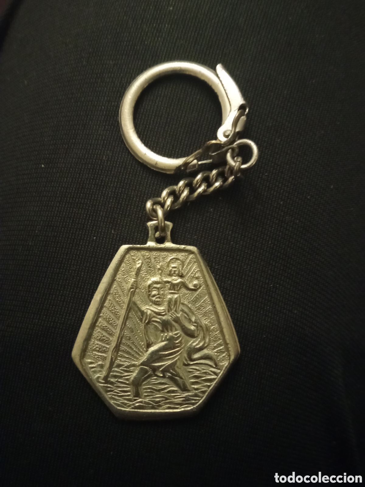 Coleccionismo de llaveros: Antiguo llavero a Doble cara, San Crist&oacute;bal y Servicio Espa&ntilde;ol de Repuestos S. A.