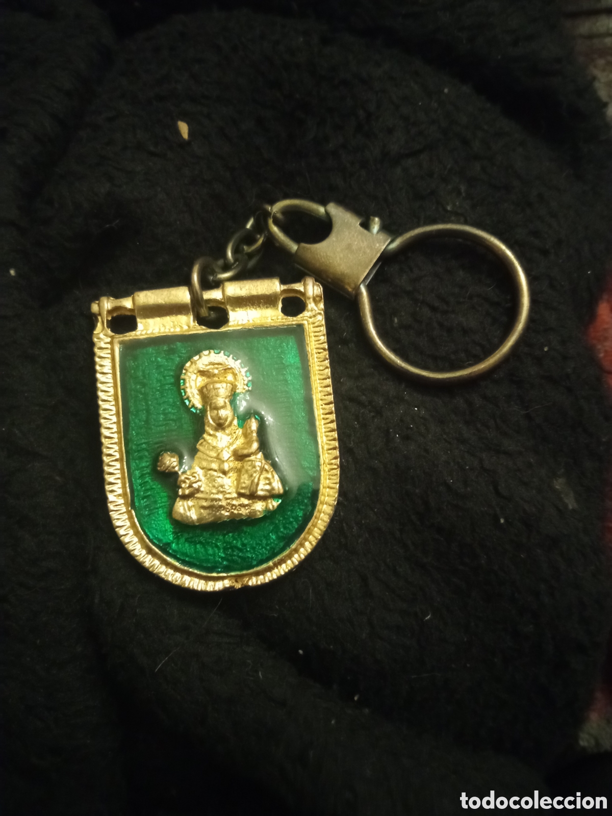 Coleccionismo de llaveros: Bonito llavero a Doble cara, Virgen de Covadonga y escudo de Asturias