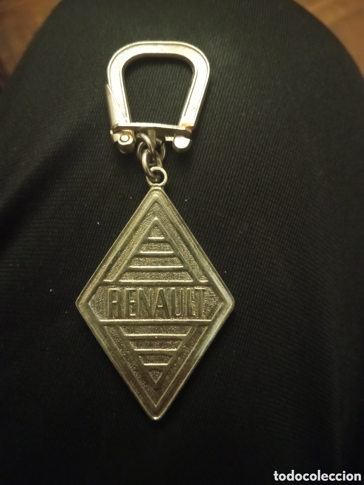 Coleccionismo de llaveros: Antiguo llavero a Doble cara, Renault y Concesauto
