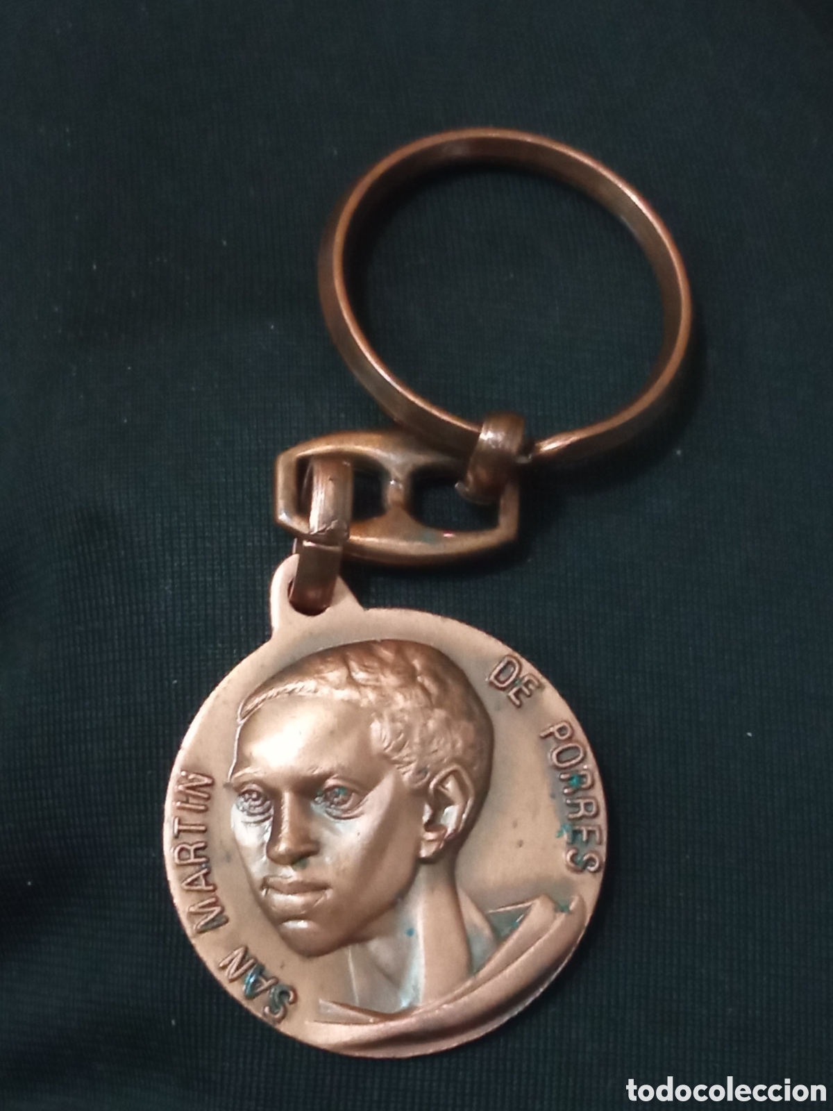 Coleccionismo de llaveros: Bonito llavero a Doble cara de San Mart&iacute;n de Porres