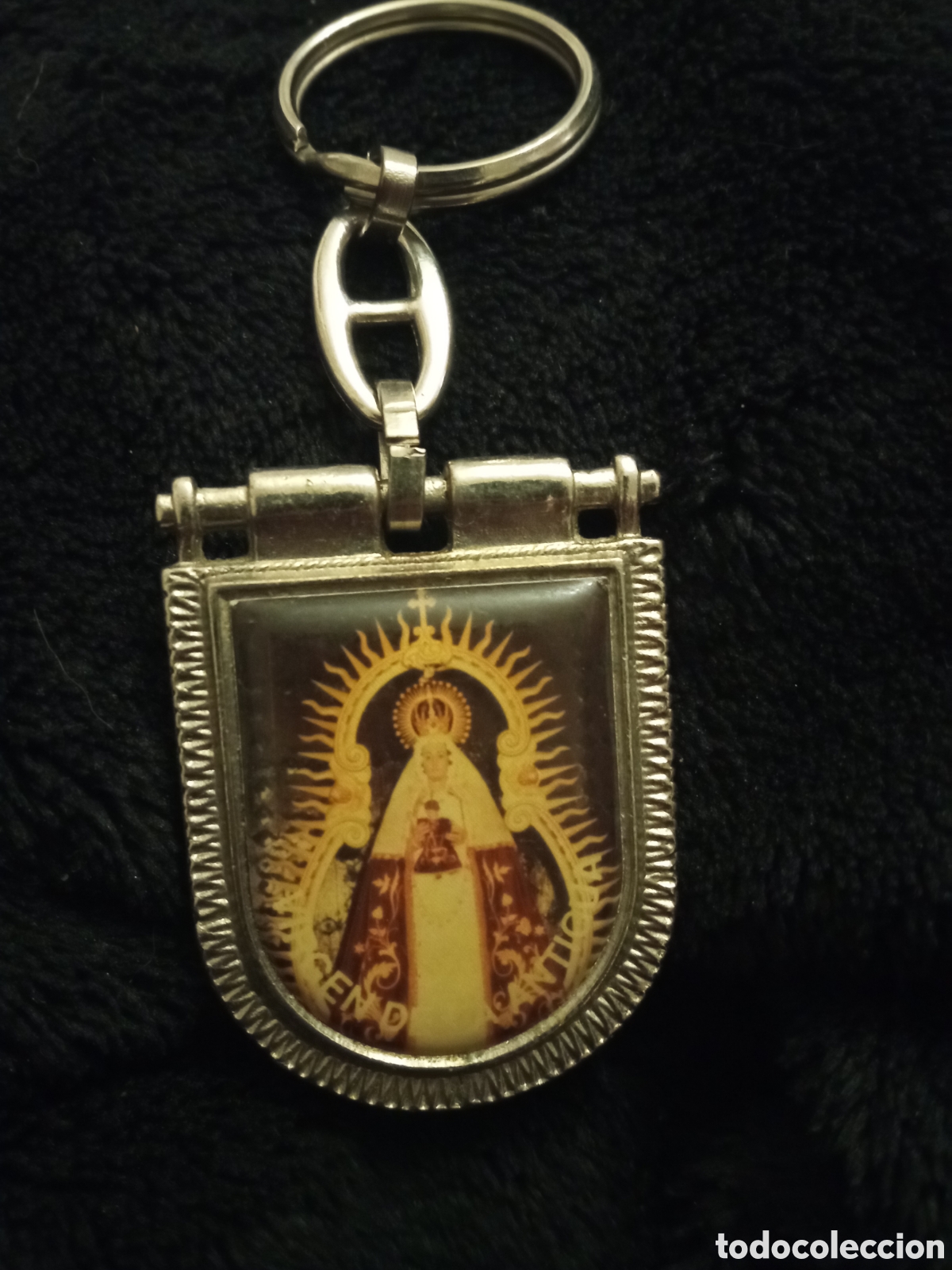 Coleccionismo de llaveros: Bonito llavero a Doble cara, Virgen de la Antigua y Mora(Toledo)