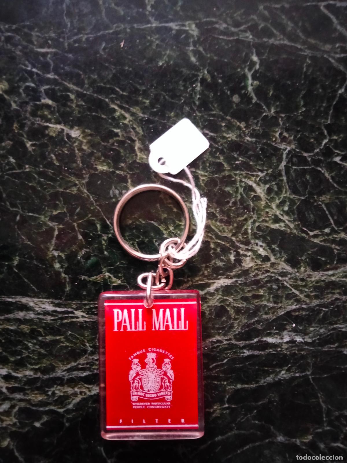 Collection of Keychains: Llavero Pall Mail. Pl&aacute;stico.