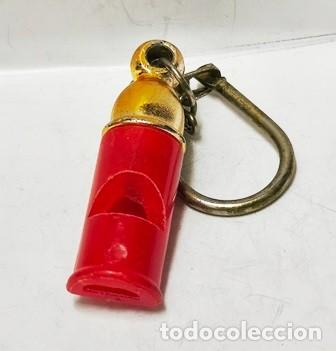 Sammlung von Schl&uuml;sselanh&auml;ngern: LLAVERO DE PLASTICO PEQUE&Ntilde;O SILBATO ROJO - LLAV-28396 - B-1085