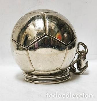 Sammlung von Schl&uuml;sselanh&auml;ngern: LLAVERO DE METAL BALON DE FUTBOL - LLAV-28416 - B-1086