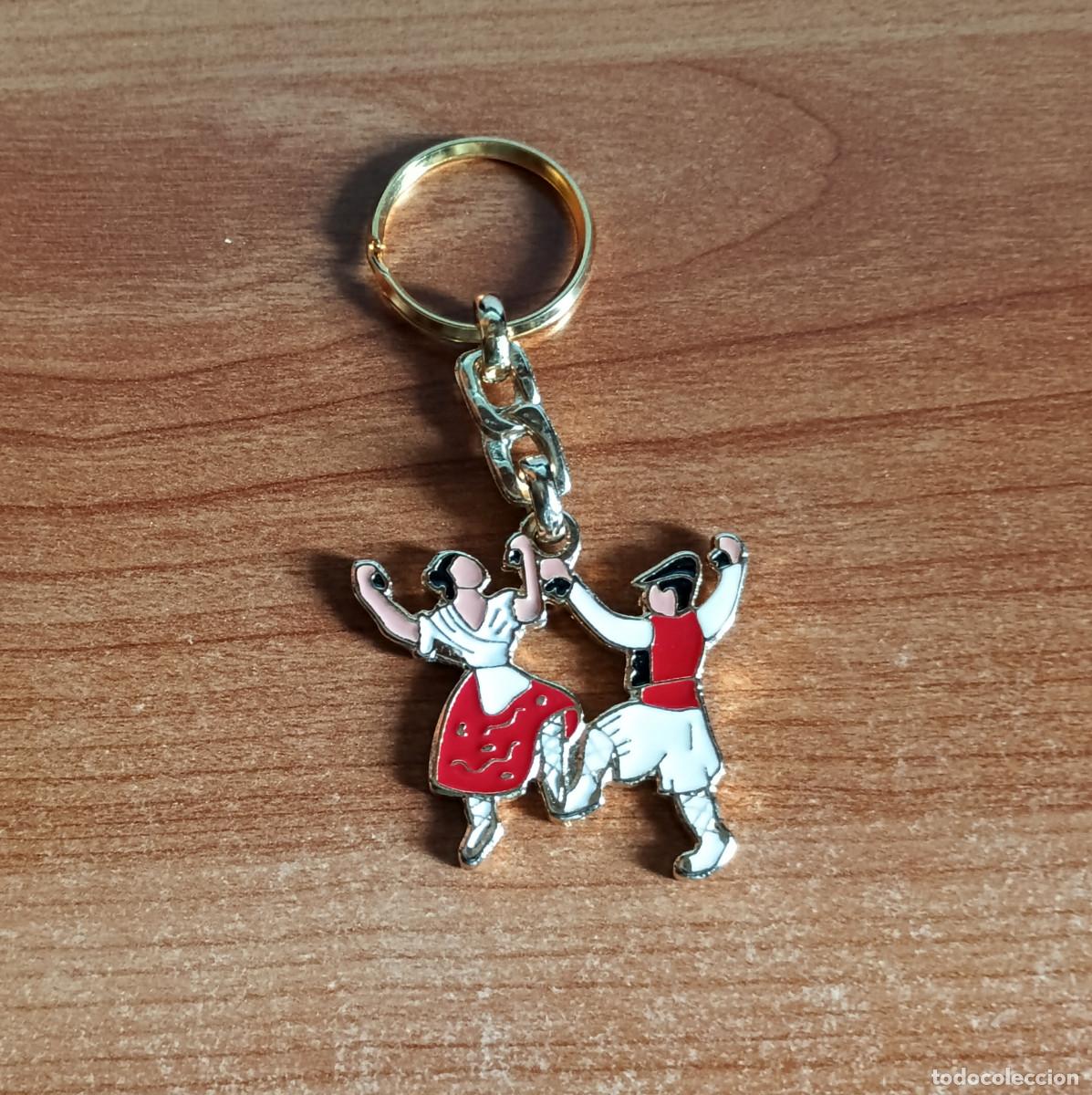Sammlung von Schl&uuml;sselanh&auml;ngern: Llavero de metal esmaltado con pareja bailando - Folklore espa&ntilde;ol