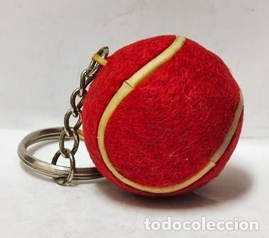 Sammlung von Schl&uuml;sselanh&auml;ngern: LLAVERO PELOTA DE TENIS ROJA (SIN PUBLICIDAD) - LLAV-28419 - B-1087