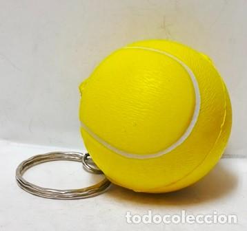 Sammlung von Schl&uuml;sselanh&auml;ngern: LLAVERO PELOTA DE TENIS DE GOMA AMARILLA CASER SEGUROS - LLAV-28420 - B-1087