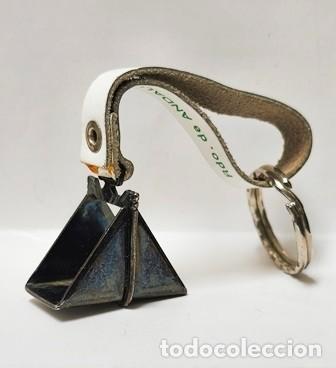 Sammlung von Schl&uuml;sselanh&auml;ngern: LLAVERO DE METAL RECUERDO DE ANDALUCIA - LLAV-28433 - B-1088
