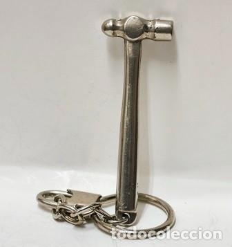 Sammlung von Schl&uuml;sselanh&auml;ngern: LLAVERO DE METAL MARTILLO - LLAV-28450 - B-1088