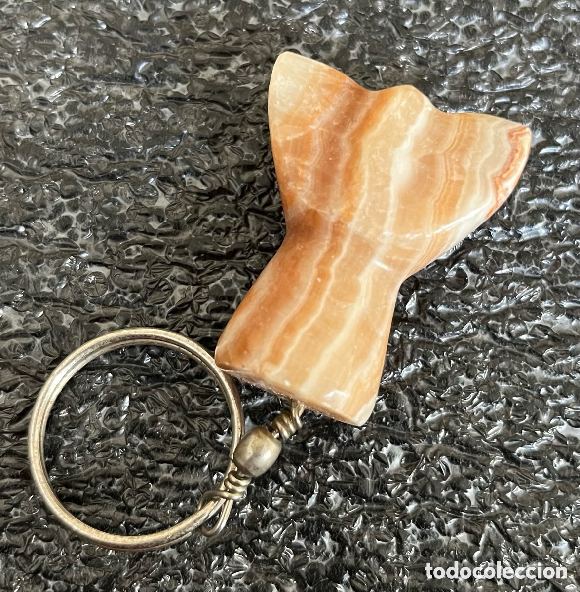 Sammlung von Schl&uuml;sselanh&auml;ngern: Calcita mineral en llavero