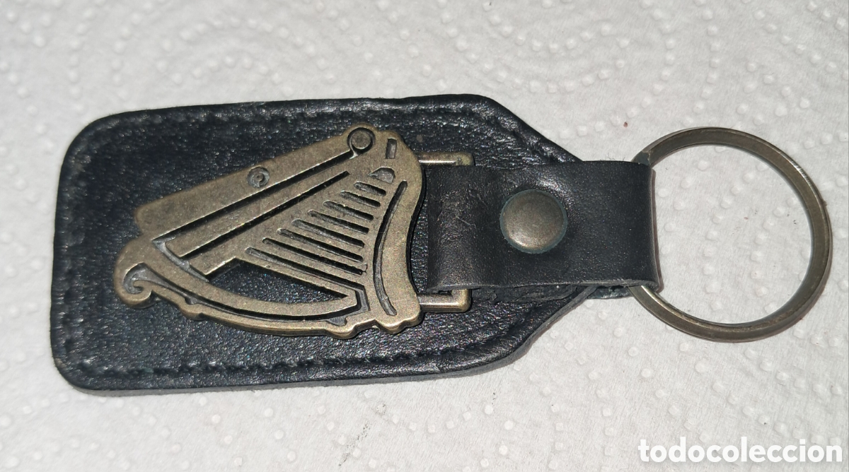 Sammlung von Schl&uuml;sselanh&auml;ngern: LLAVERO GUINNESS CERVEZAS