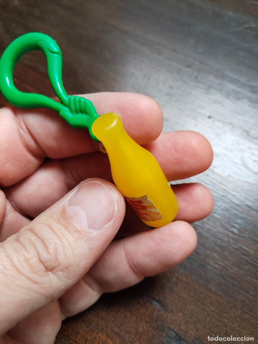 Coleccionismo de llaveros: Llavero miniatura KAS naranja. - Foto 4
