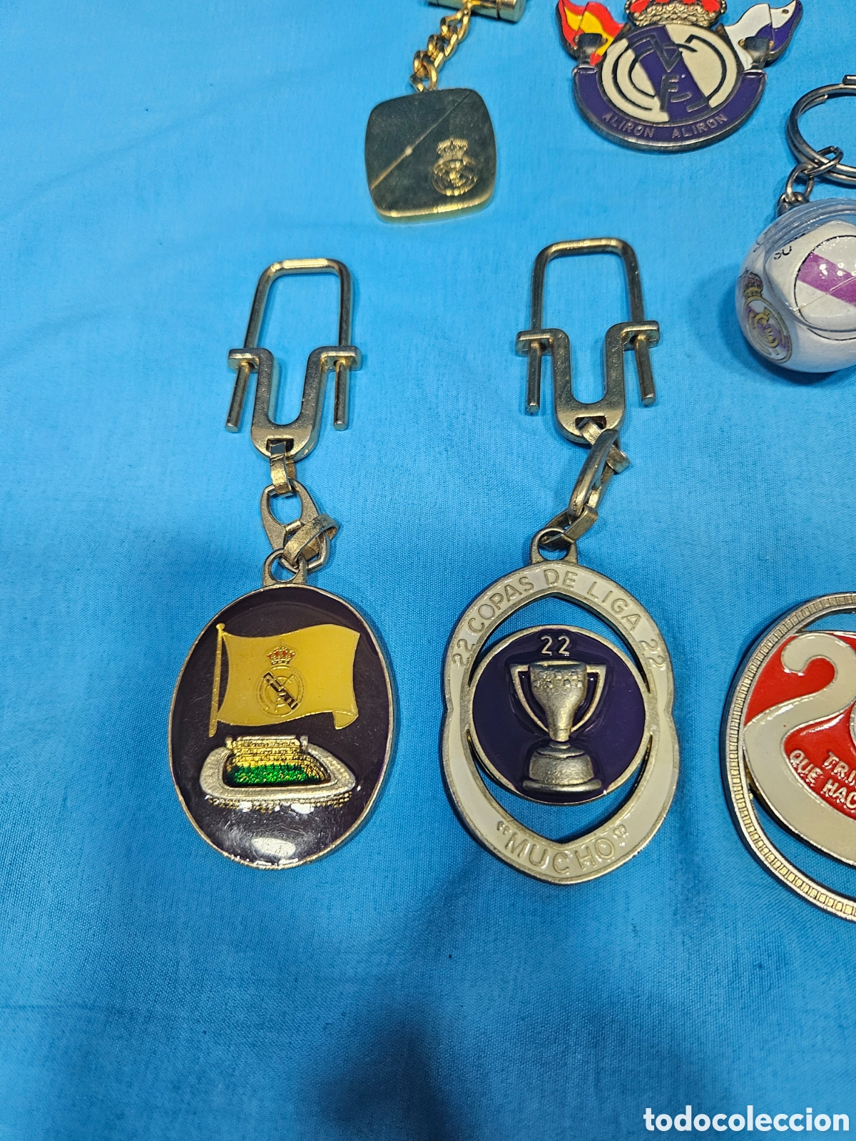 Coleccionismo de llaveros: LOTE 7 LLAVEROS DEL REAL MADRID - Foto 2