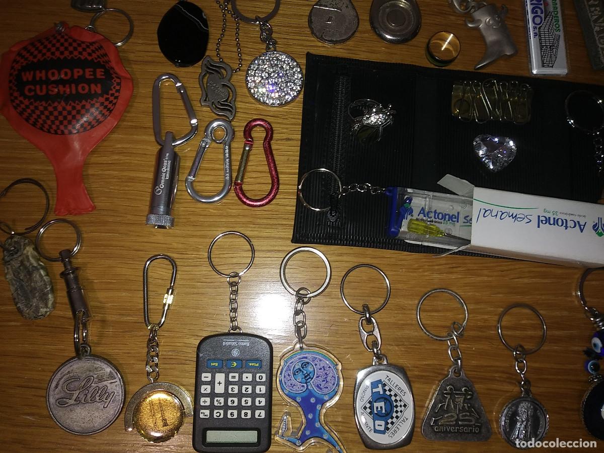 Coleccionismo de llaveros: LOTE DE 45 LLAVEROS VARIADOS. - Foto 4
