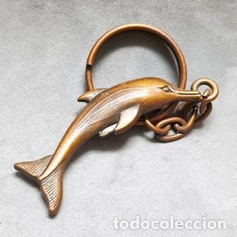Sammlung von Schl&uuml;sselanh&auml;ngern: LLAVERO DE METAL ESTILO BRONCE DELFIN - LLAV-28866 - B-1105