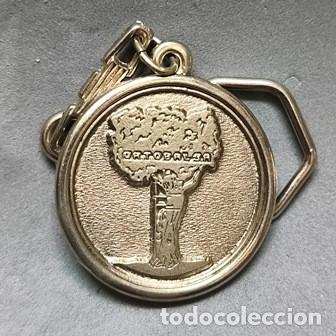 Collectionnisme de portes-cl&eacute;s: LLAVERO DE METAL ORTOPEDIA ORTOBALSA (MOSTOLES) - LLAV-28869 - B-1106