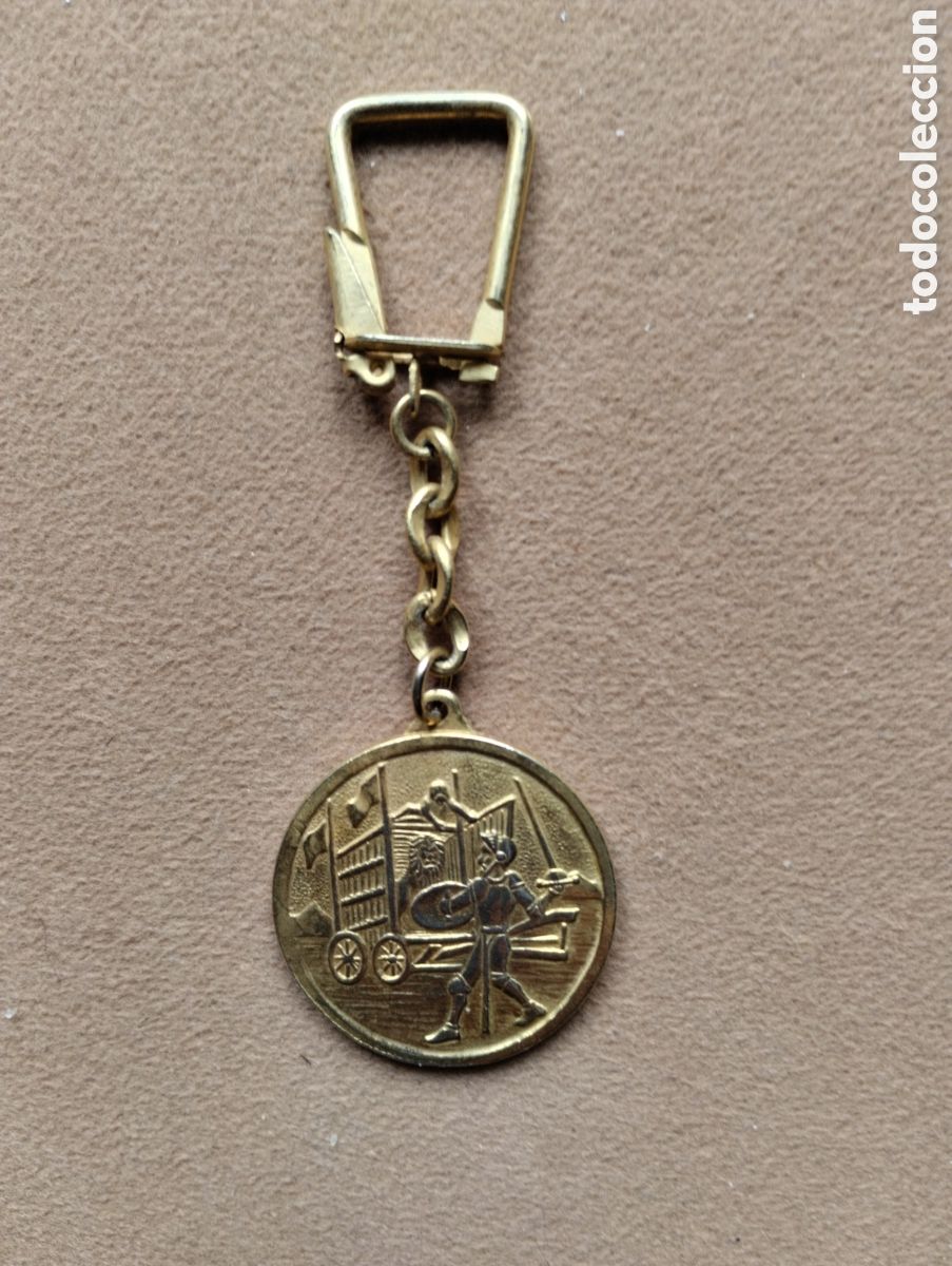 Coleccionismo de llaveros: Llavero antiguo confecciones Lazaro