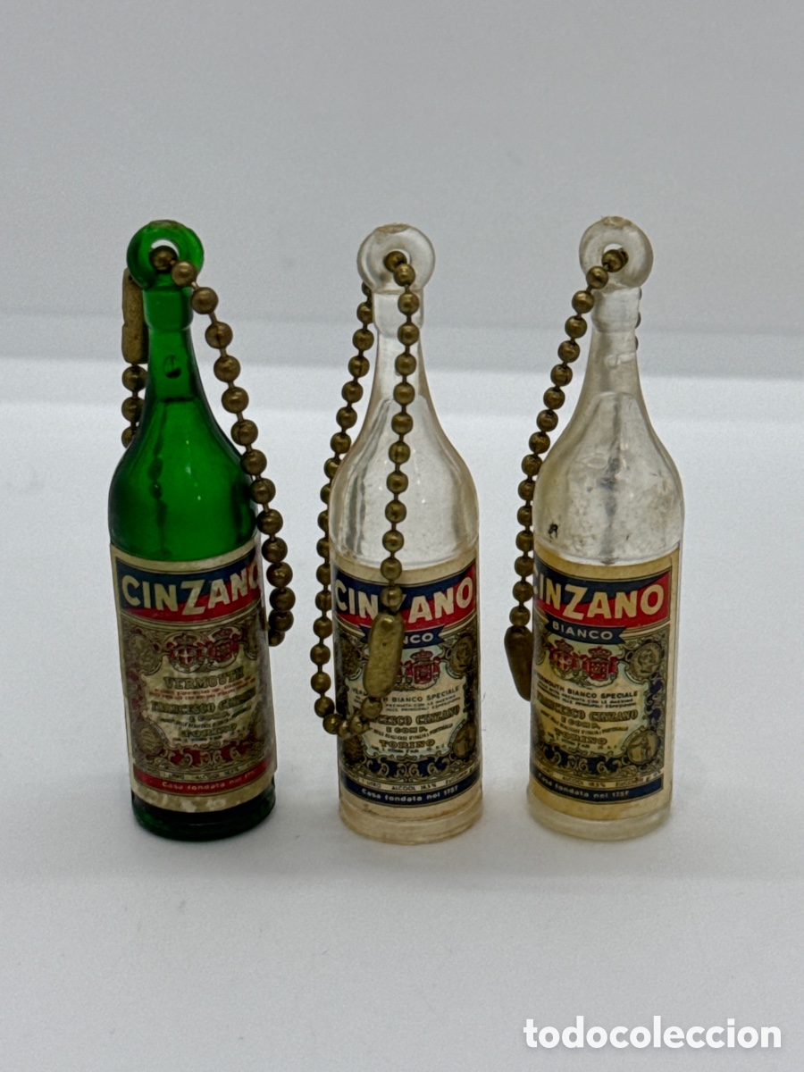 Coleccionismo de llaveros: Lote de llaveros de Cinzano