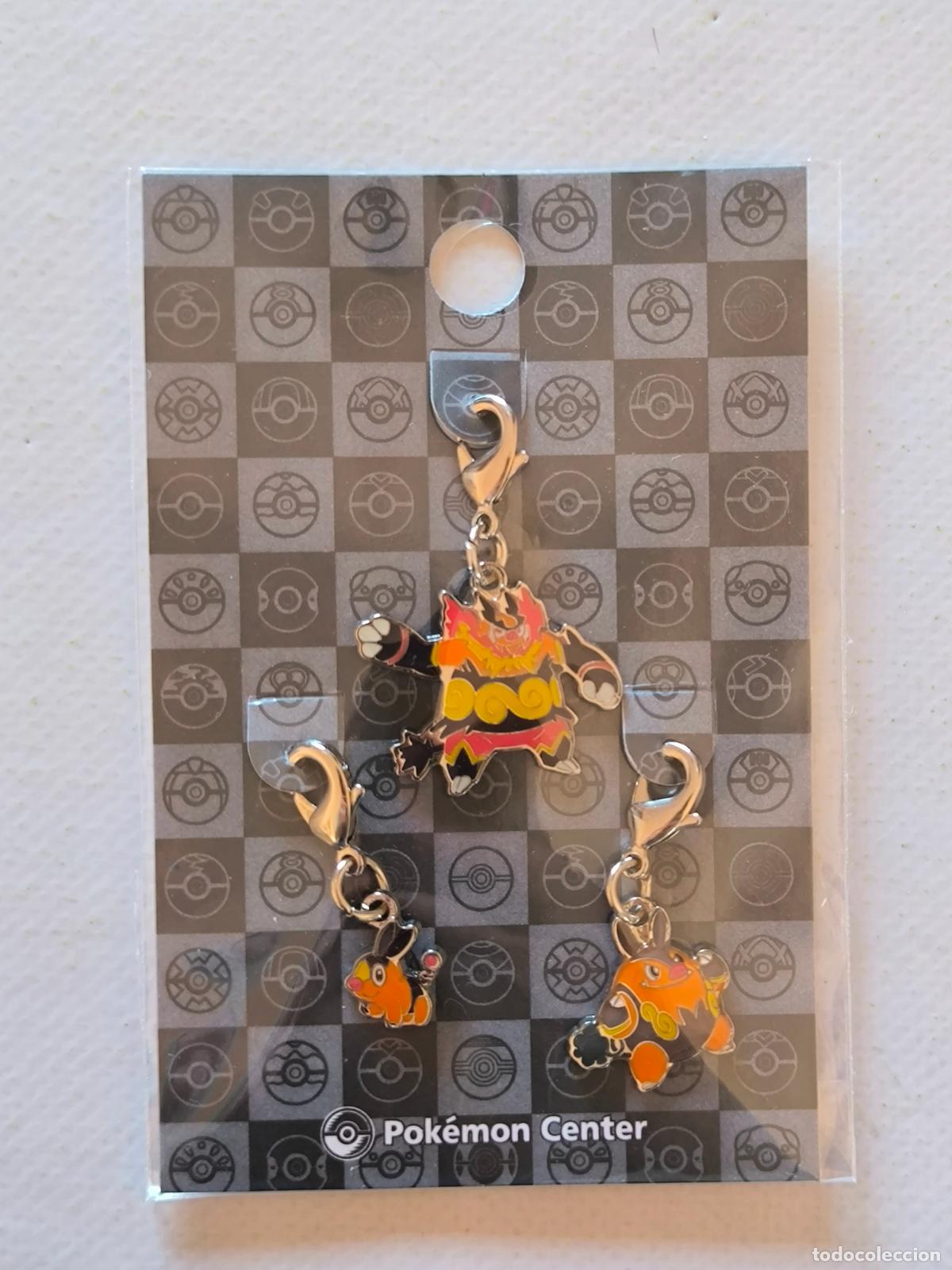 Coleccionismo de llaveros: LLAVEROS POKEMON CENTER - TEPIG, PIGNITE Y EMBOAR # 498, # 499 Y # 500 - METAL CHARM (&Ntilde;7Dw)