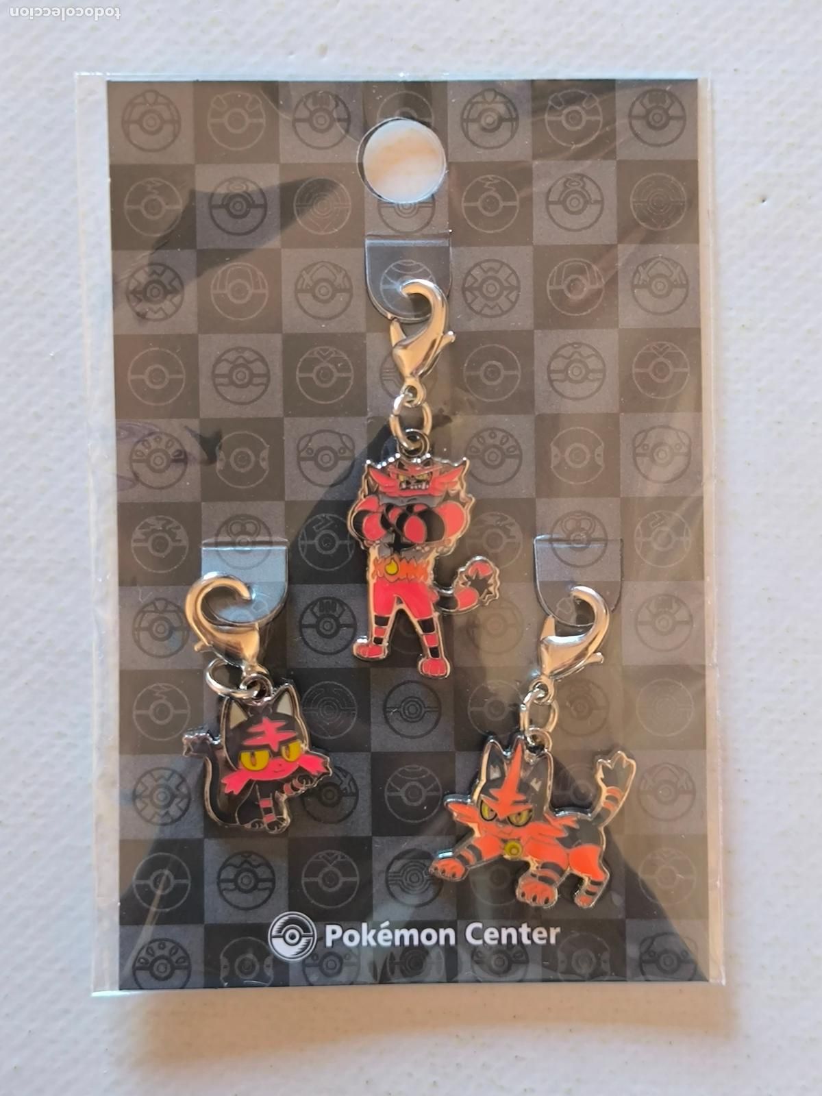 Coleccionismo de llaveros: LLAVEROS POKEMON CENTER - LITTEN, TORRACAT Y INCINEROAR # 725, # 726 Y # 727 - METAL CHARM (&Ntilde;7D#w)