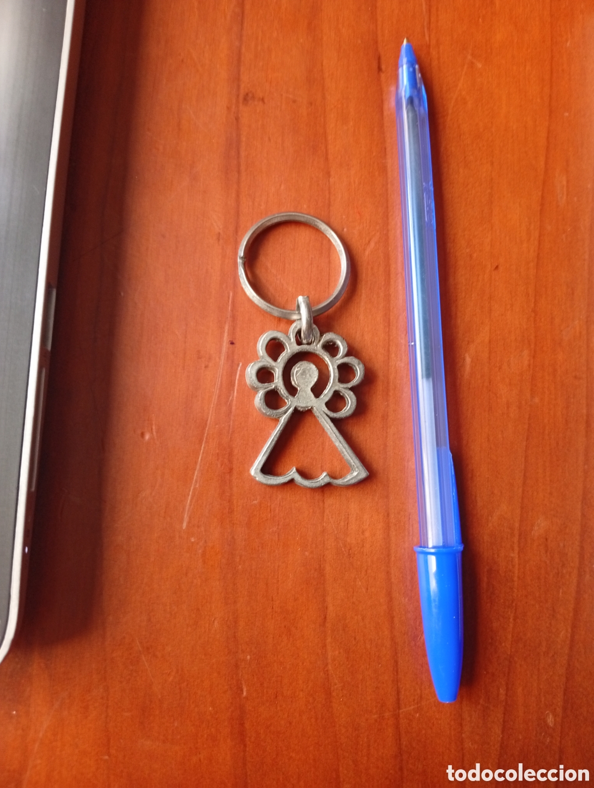 Sammlung von Schl&uuml;sselanh&auml;ngern: LLAVERO VIRGEN DEL PILAR