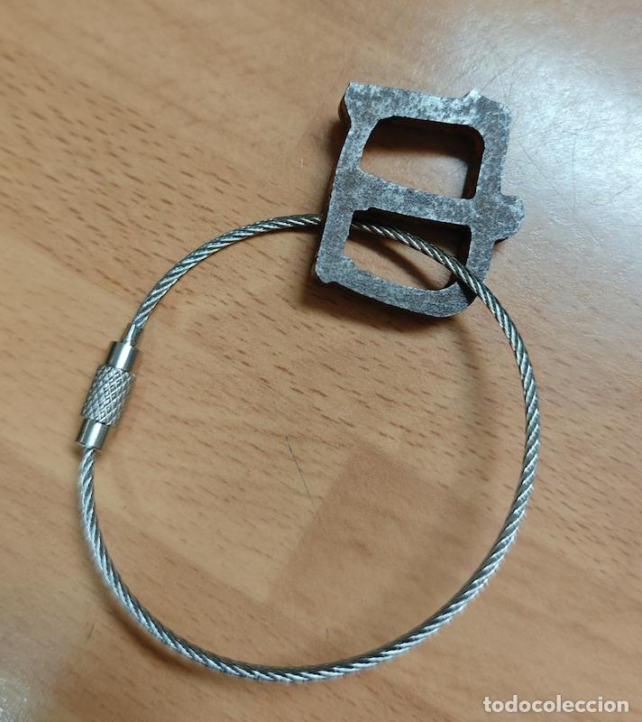 Coleccionismo de llaveros: PIEZA PARA LLAVERO EN METAL - Foto 2