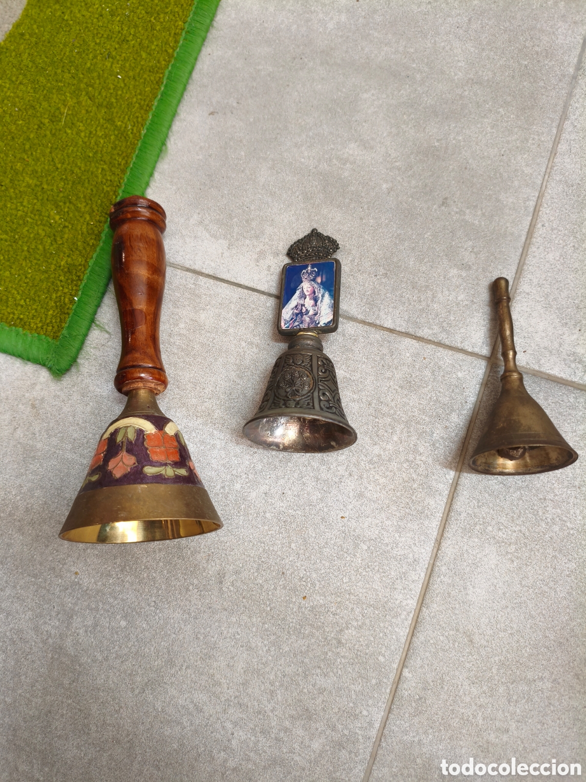 Coleccionismo de llaveros: Lote 3 campanillas de mano