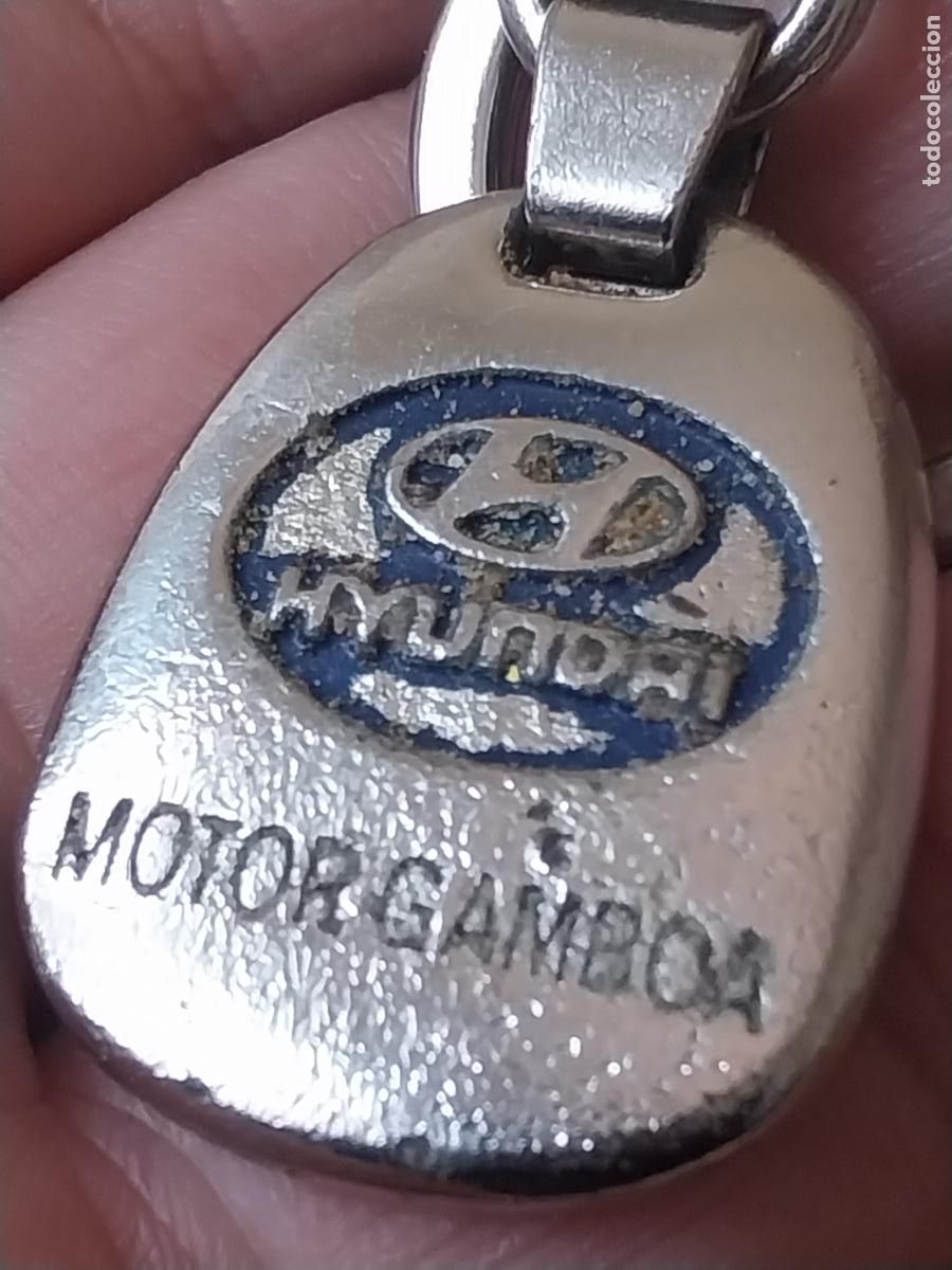 Coleccionismo de llaveros: HYUNDAI MOTOR GAMBOA LLAVERO METAL CROMADO MUY USADO 3.35CMS ALTO