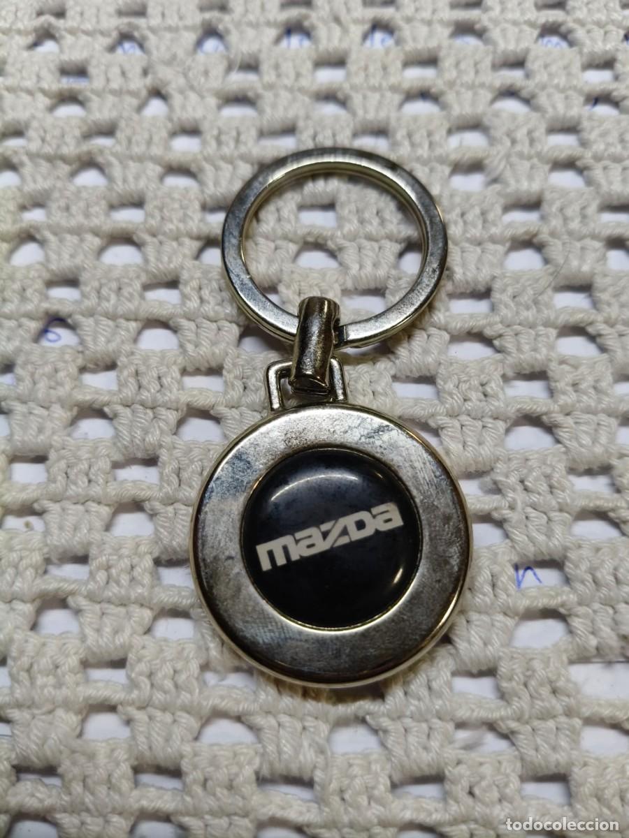 Coleccionismo de llaveros: Llavero Mazda. Santos PIN. - Foto 1