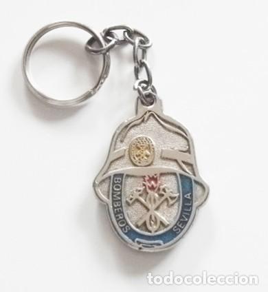 Coleccionismo de llaveros: LLAVERO - BOMBEROS DE SEVILLA - &iquest; LOGOTIPO ? &iquest; EMBLEMA ? - DE METAL - DETR&Aacute;S ESCUDO AYUNTAMIENTO