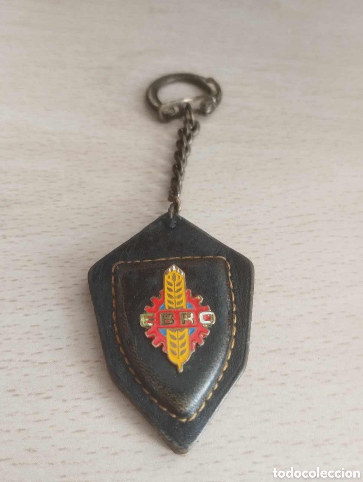 Coleccionismo de llaveros: ANTIGUO LLAVERO CAMION EBRO A&Ntilde;OS 60