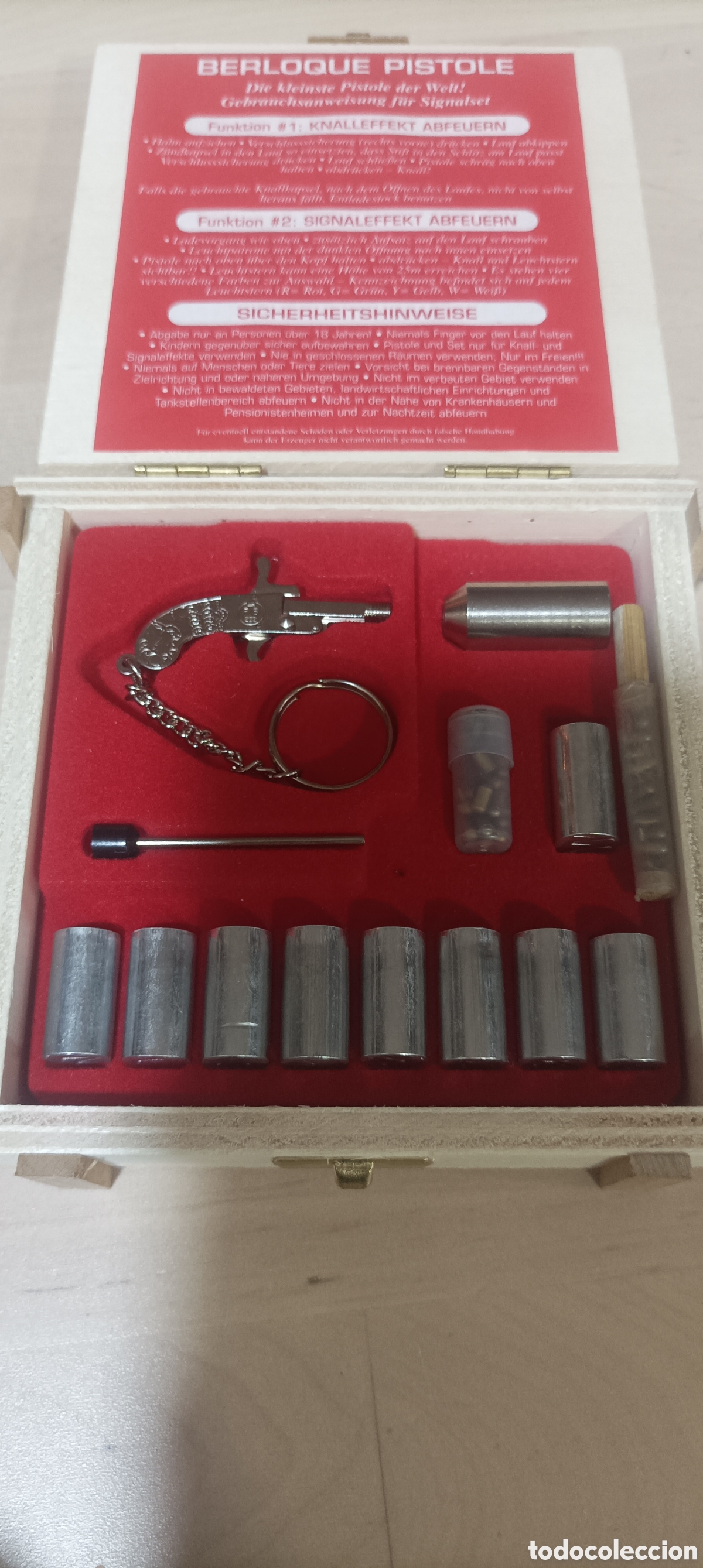 Coleccionismo de llaveros: Mini berloque llavero pin fire