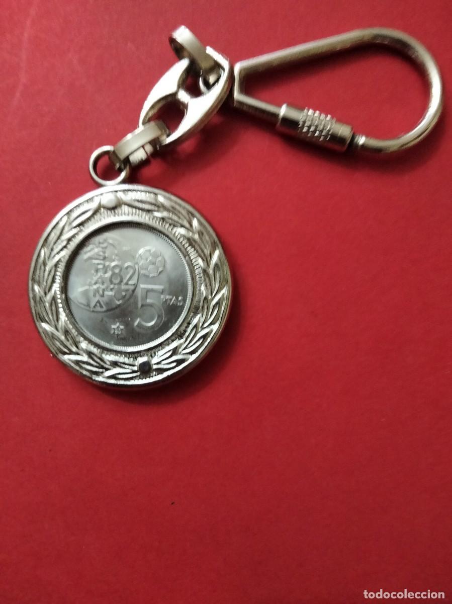 Coleccionismo de llaveros: Llavero moneda 25-5 pesetas - Foto 2