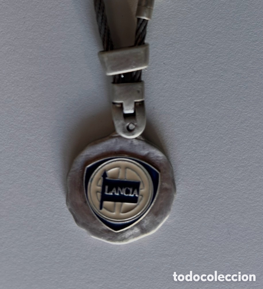 Coleccionismo de llaveros: Llavero vintage LANCIA en plata 800 &ndash; pieza coleccionista original