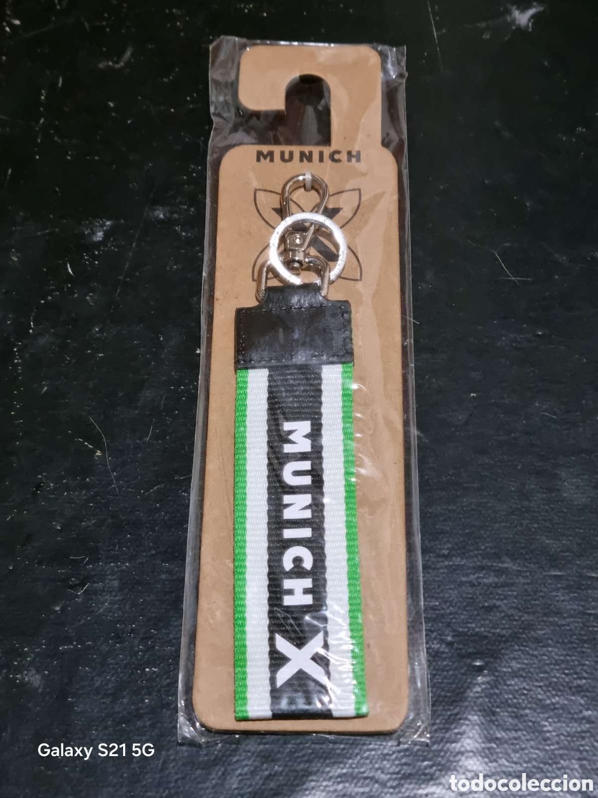 Coleccionismo de llaveros: LLAVERO CON TELA MUNICH