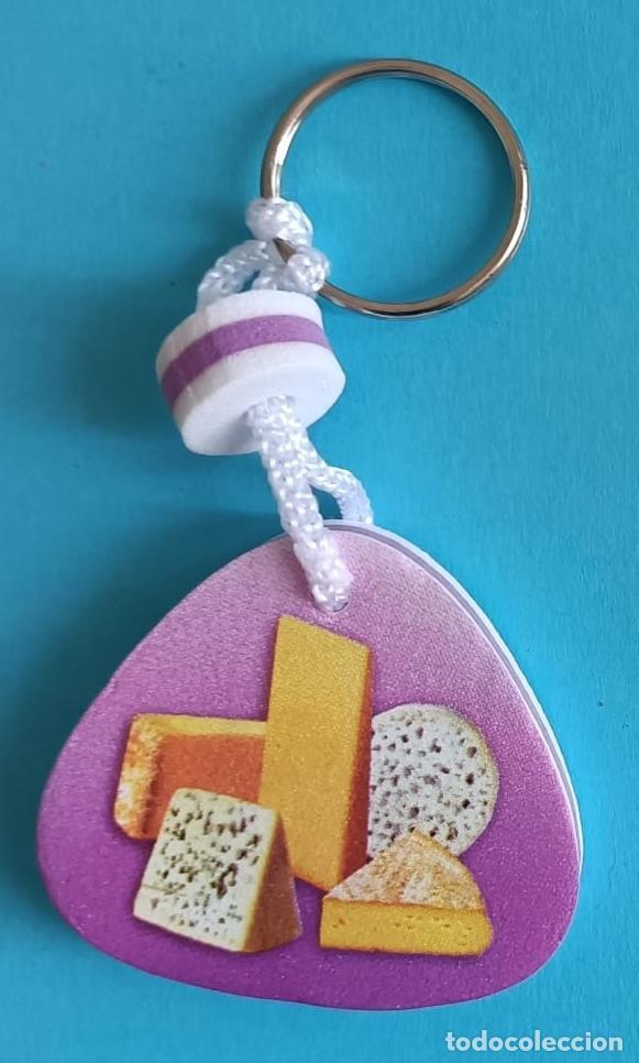 Collection of Keychains: Llavero gomaespuma Quesos - Varios