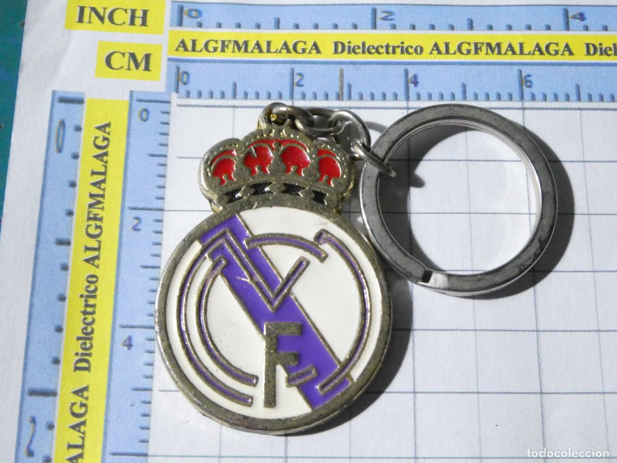 Coleccionismo de llaveros: LLAVERO DE DEPORTES. F&Uacute;TBOL. REAL MADRID ESCUDO MEDIANO