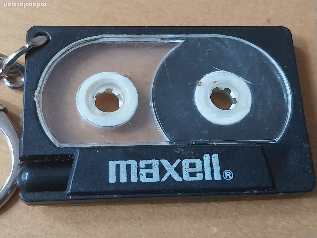 Coleccionismo de llaveros: CASSETTE MAXELL LLAVERO CON BOLI VINTAGE
