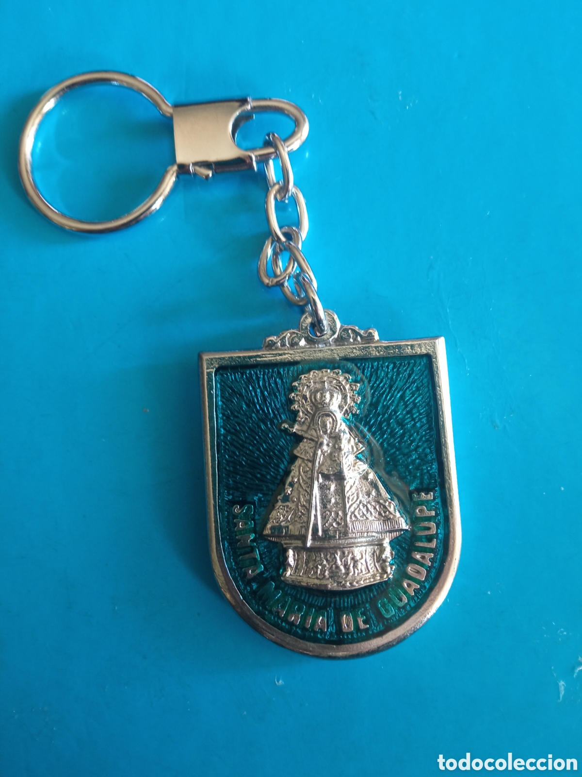Coleccionismo de llaveros: Antiguo llavero a Doble cara, Monasterio de Guadalupe y Virgen de Guadalupe