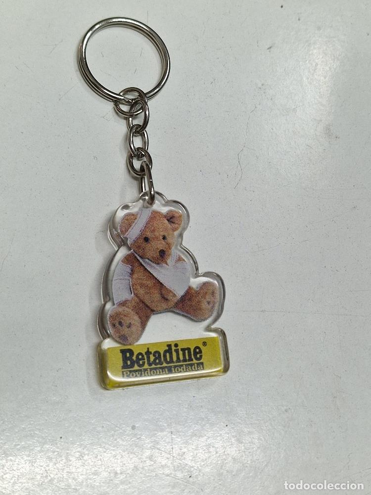 Colecionismo de porta-chaves: Llavero: Betadine, Povidona iodada (con forma de oso)