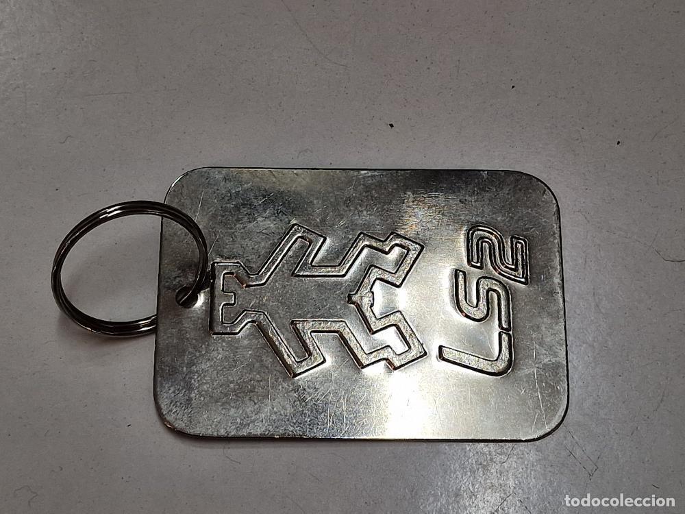 Collectionnisme de portes-cl&eacute;s: Llavero placa: LS2