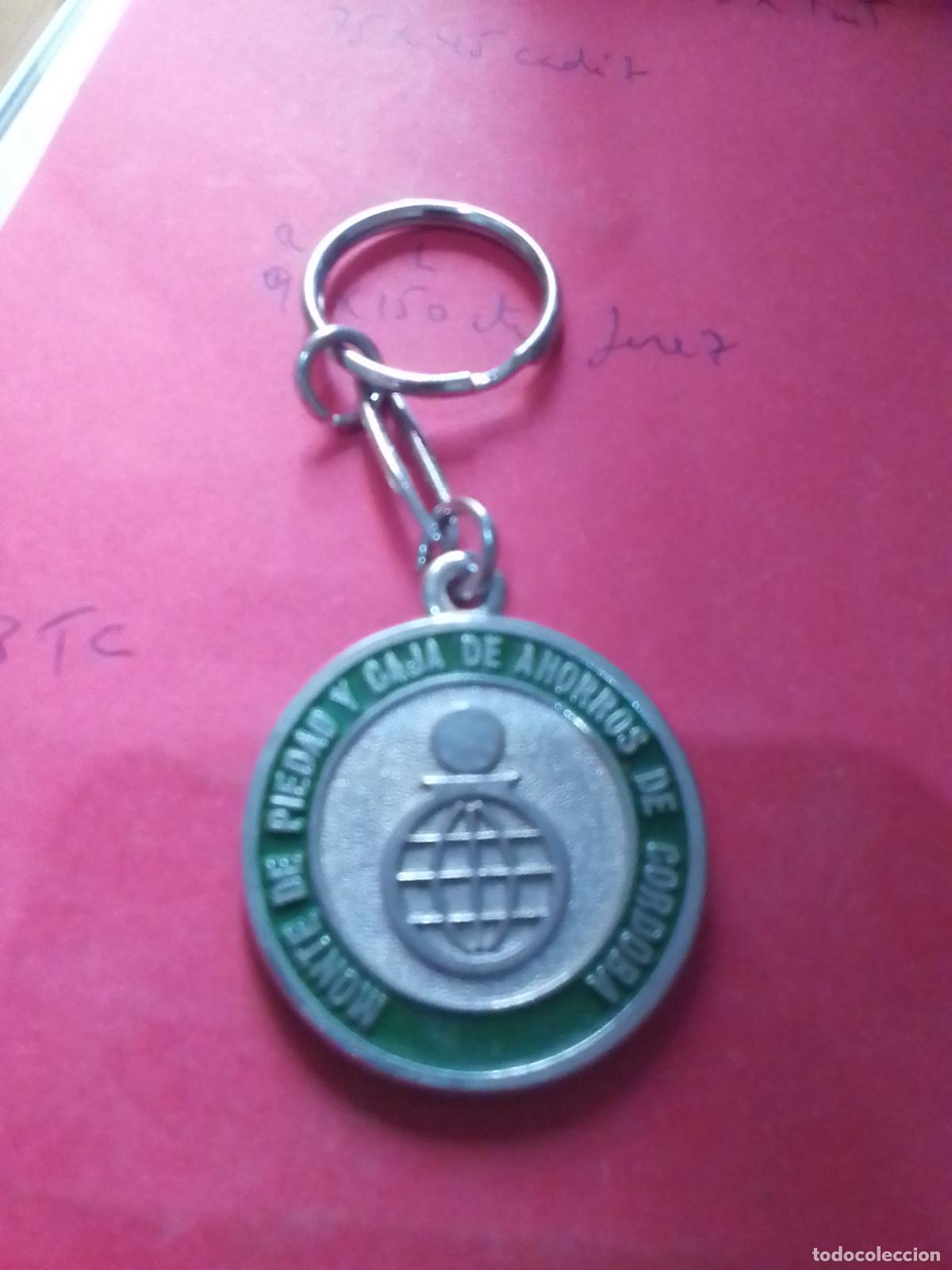 Coleccionismo de llaveros: LLAVEROS DIFERENTES DE MARCAS Y FUTBOL