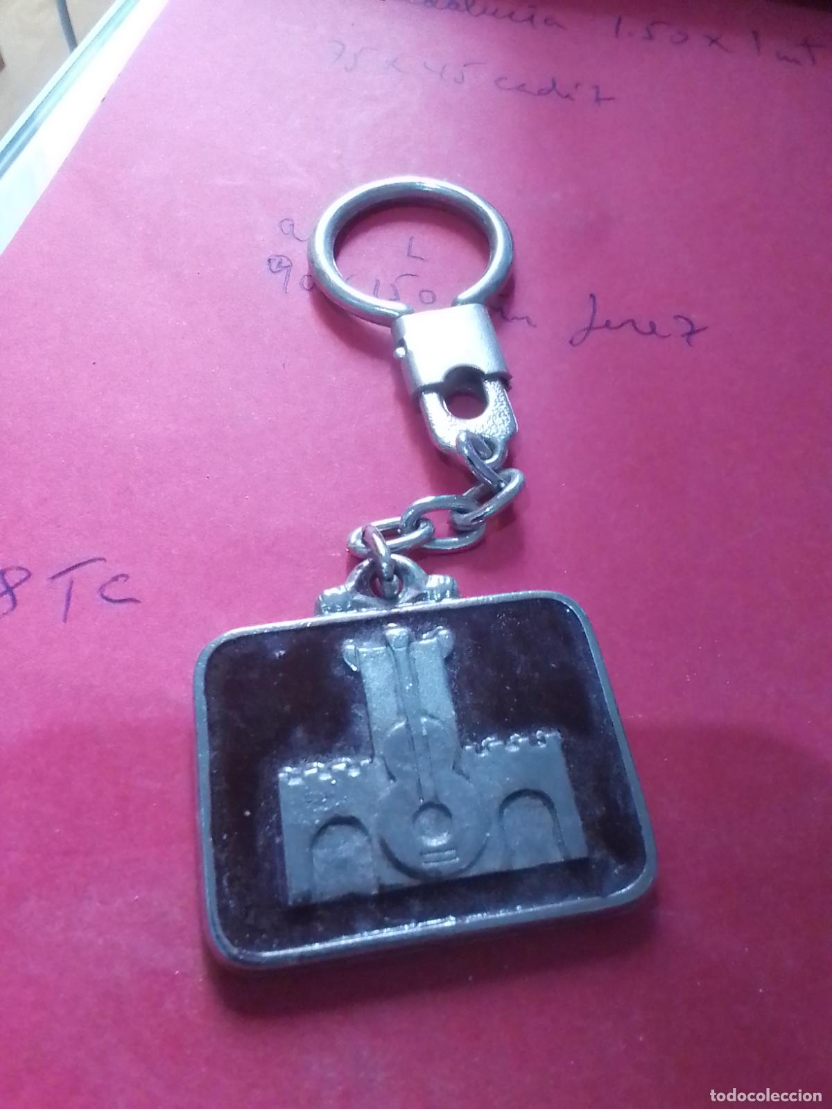 Coleccionismo de llaveros: LLAVEROS DIFERENTES DE MARCAS Y FUTBOL