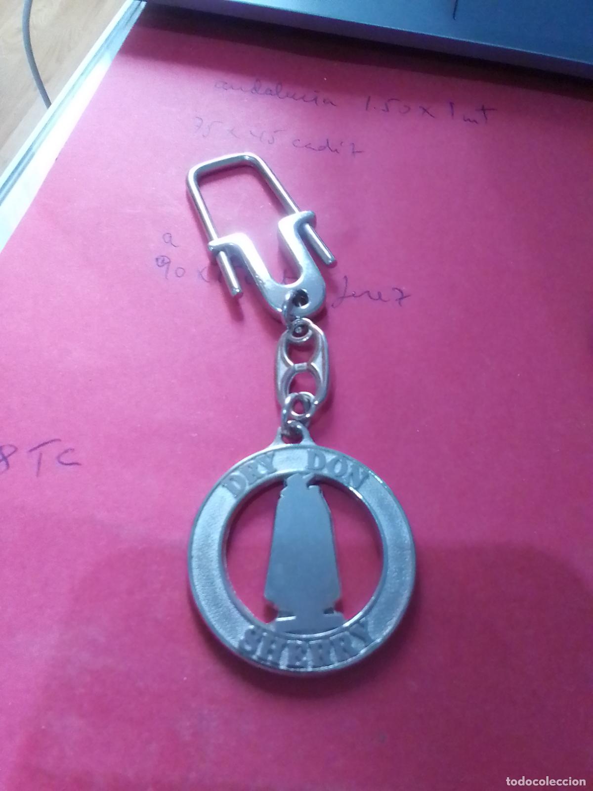 Coleccionismo de llaveros: LLAVEROS DIFERENTES DE MARCAS Y FUTBOL