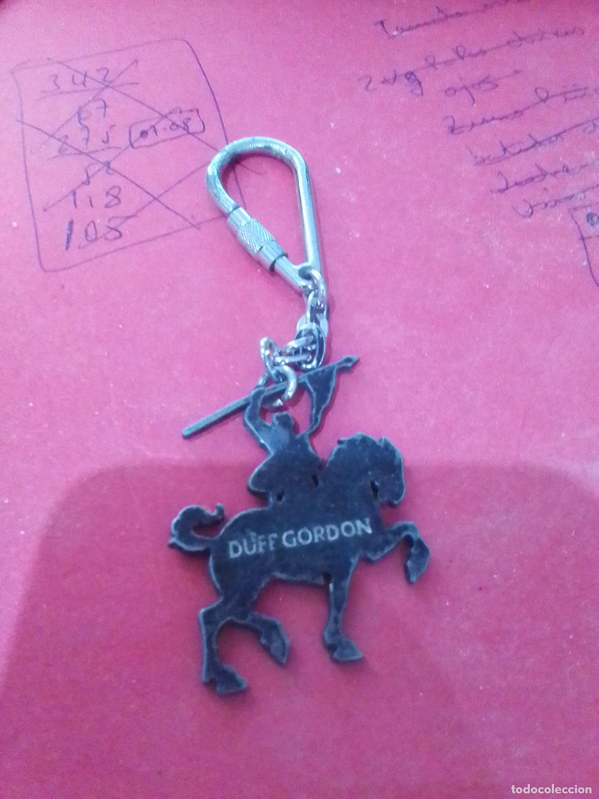 Coleccionismo de llaveros: LLAVEROS DIFERENTES DE MARCAS Y FUTBOL