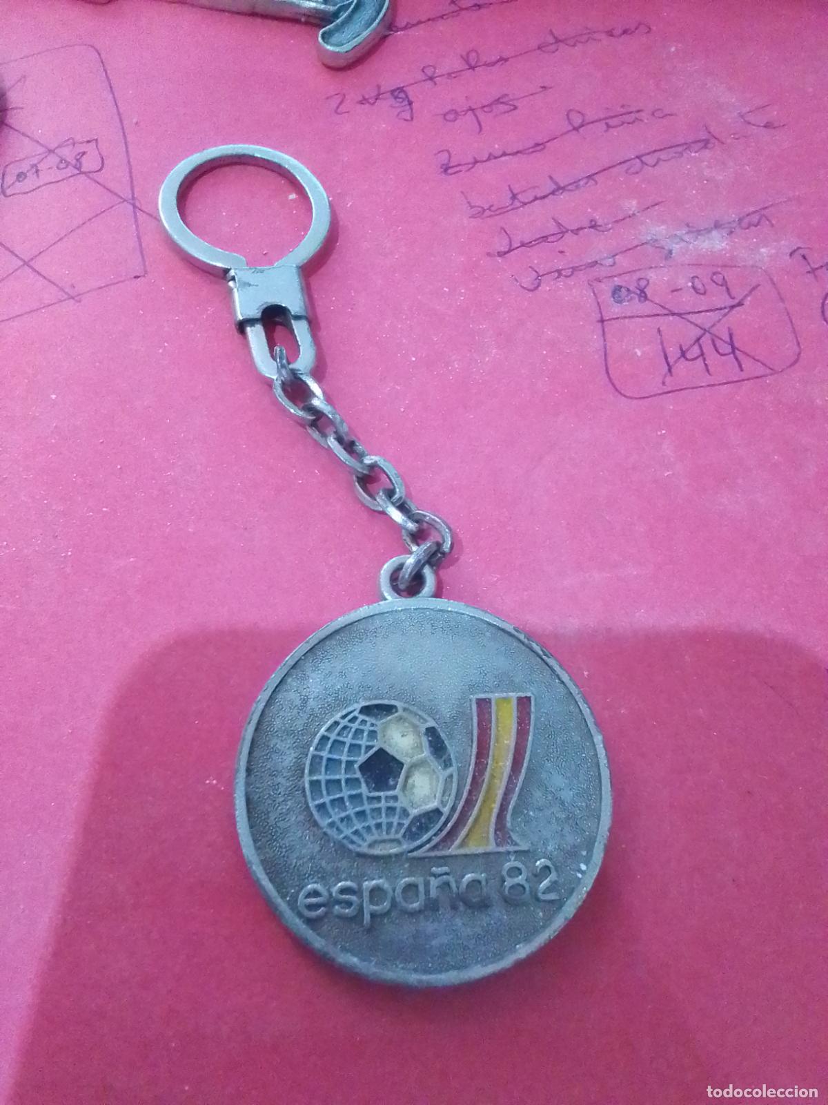 Coleccionismo de llaveros: LLAVEROS DIFERENTES DE MARCAS Y FUTBOL