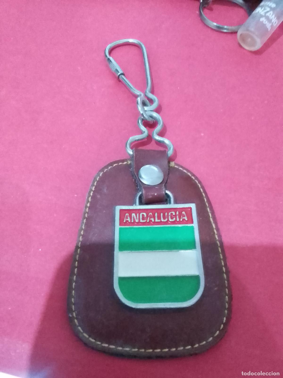 Coleccionismo de llaveros: LLAVEROS DIFERENTES DE MARCAS Y FUTBOL