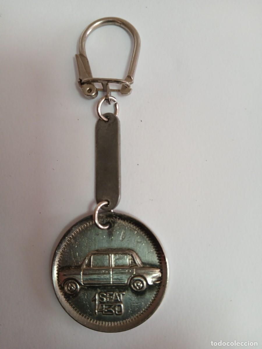 Coleccionismo de llaveros: Llavero seat 1430 a&ntilde;os 70