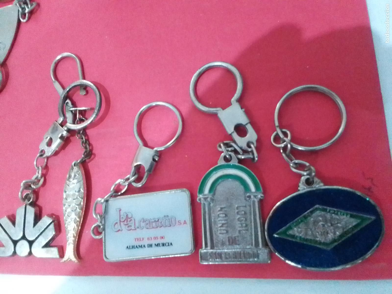 Coleccionismo de llaveros: LLAVEROS DIFERENTES DE MARCAS Y FUTBOL