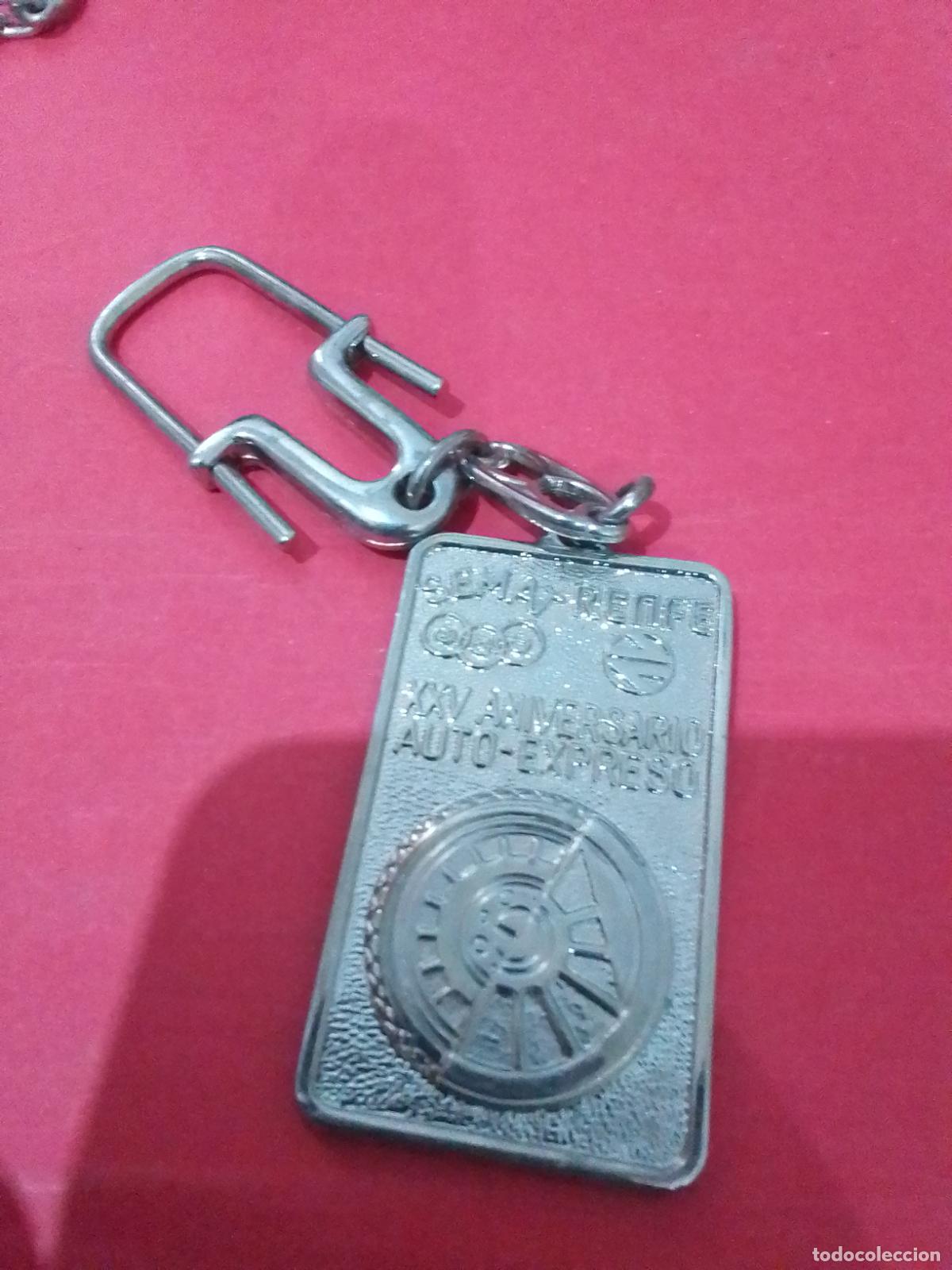 Coleccionismo de llaveros: LLAVEROS DIFERENTES DE MARCAS Y FUTBOL